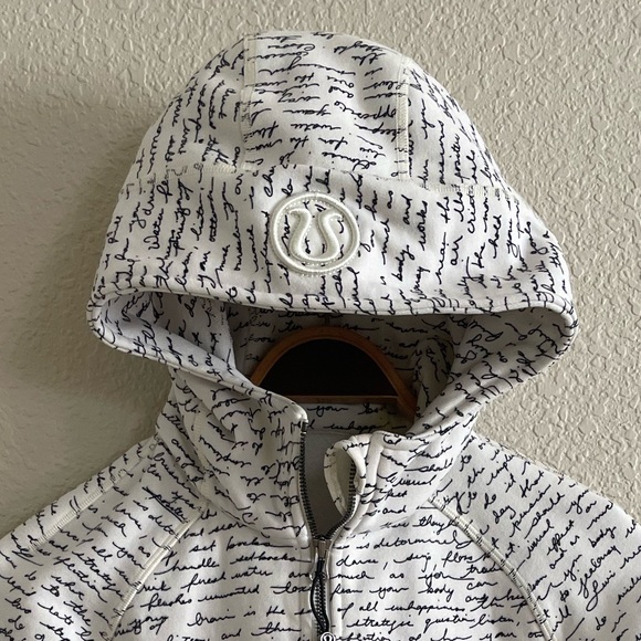 Lululemon Script Design Jacket (Limited/ Rare) - Picture 2 of 2
